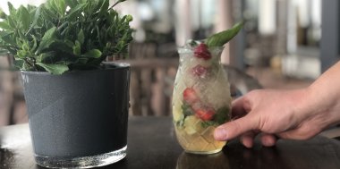 Toni´s Bar-Special - Sommerlicher Cocktail , Bild 1/2