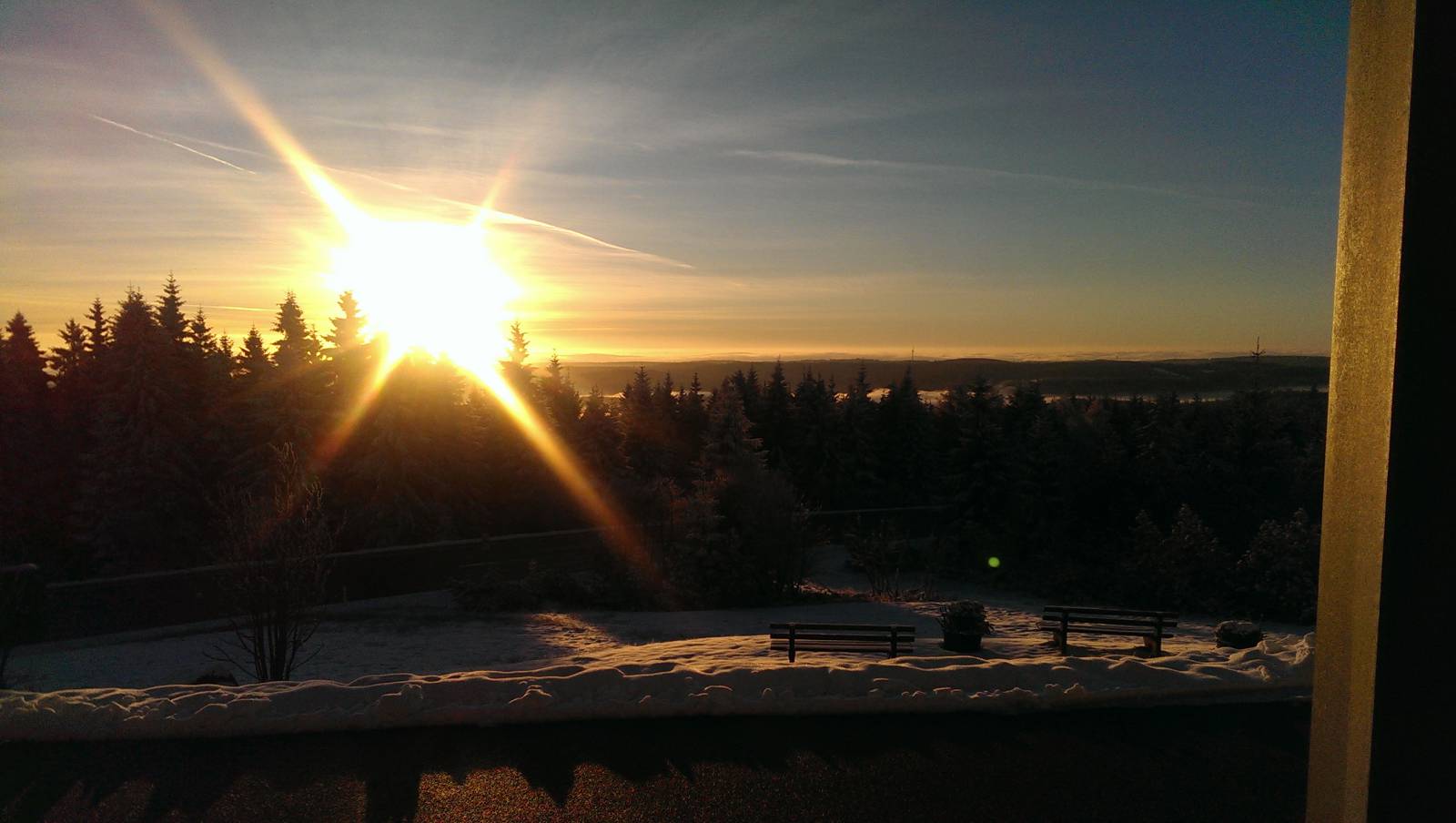 Frühwinterliche Momente Symbolfoto