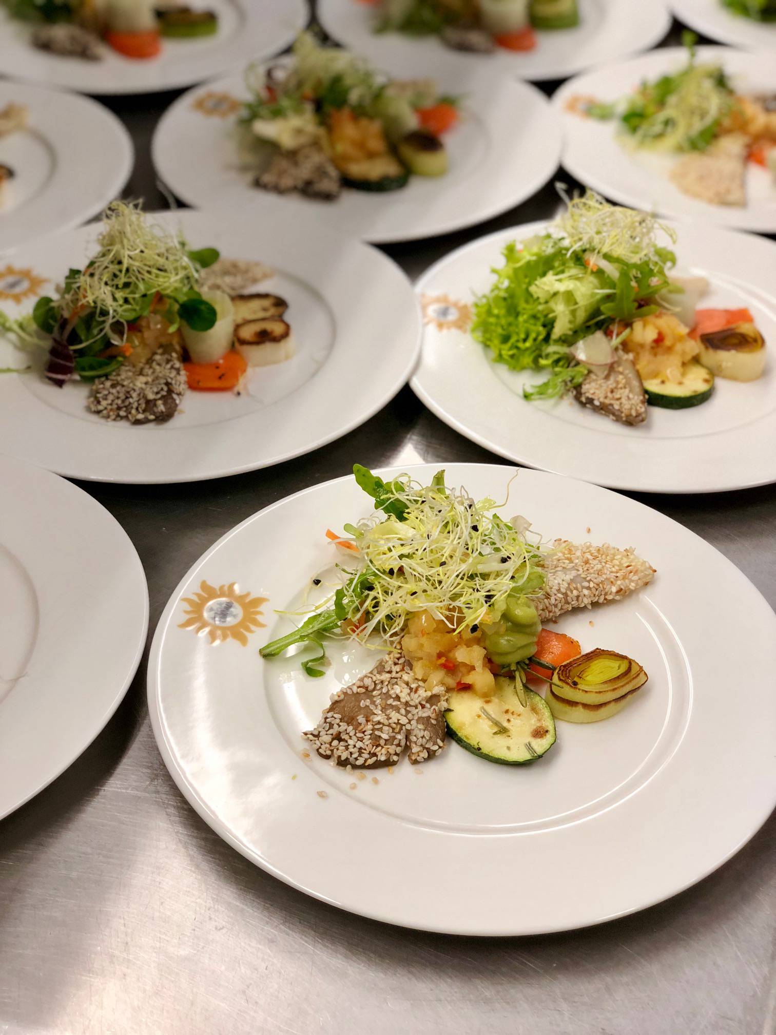 basenfasten - regionales Meeting mit einer Kücheninspiration und basenfasten Guest Manager-Schulung Symbolfoto