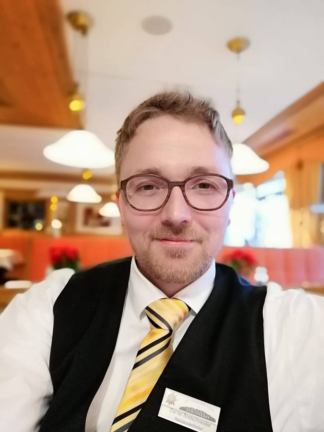 Gratulation - 10 Jahre  Symbolfoto