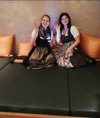 NEUES von Facebook und Instragram Symbolfoto