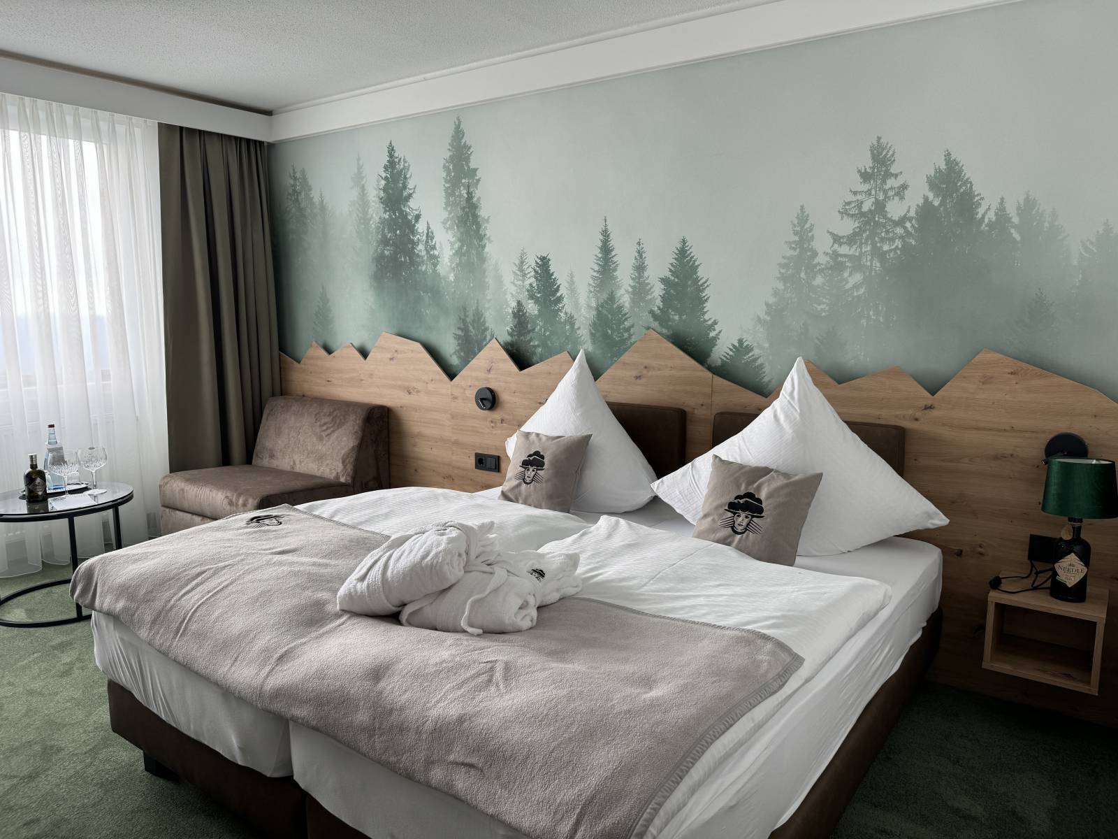 Schwarzwaldliebe neu entdecken: Renovierte Zimmer im Schwarzwald-Look Symbolfoto